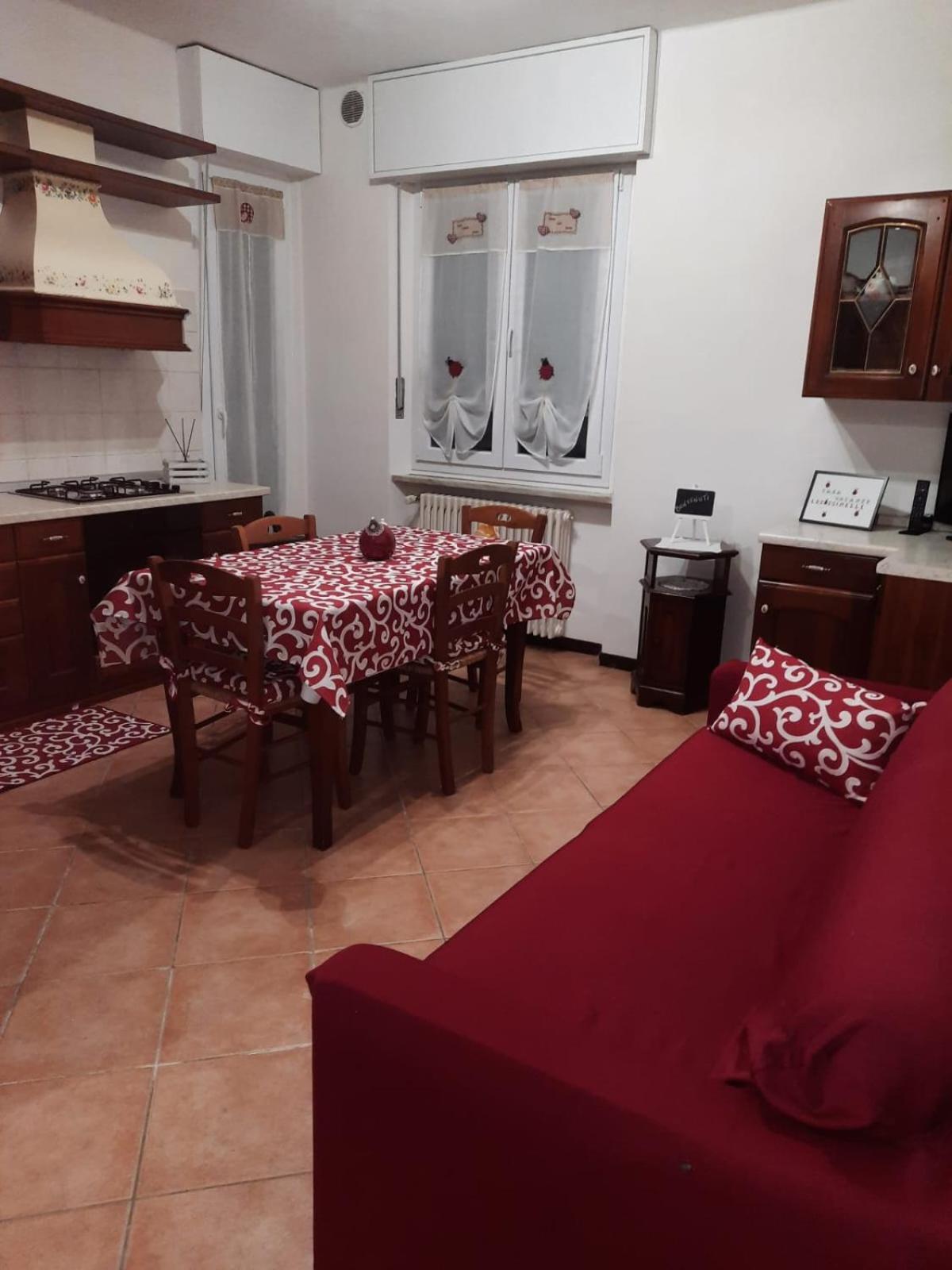 Casa Vacanze Le Coccinelle นิซซา มอนแฟร์ราโต ภายนอก รูปภาพ